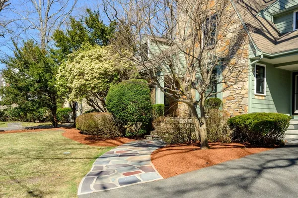 $6,500 | 32 Columbine Road, Milton, MA 02186