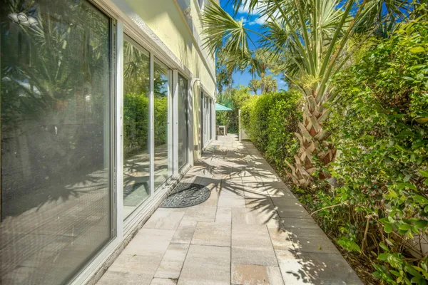 $1,714,000 | 10 3rd Street, St. Augustine, FL 32080