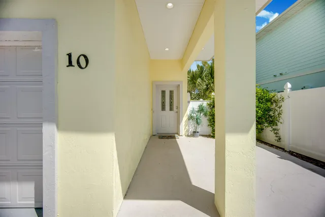 $1,714,000 | 10 3rd Street, St. Augustine, FL 32080