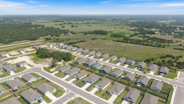 $1,800 | 412 Heritage Grvs Road, Bertram, TX 78605