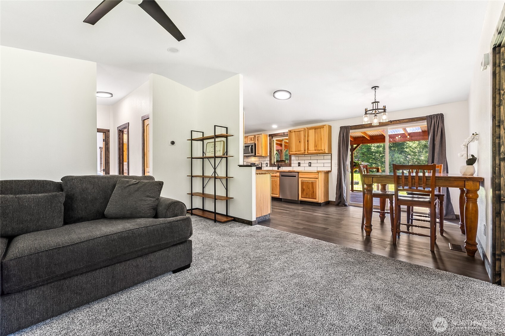 104 Ridge View Drive Randle, WA 98377 - Photo 11 of 33 Gallery Image 11