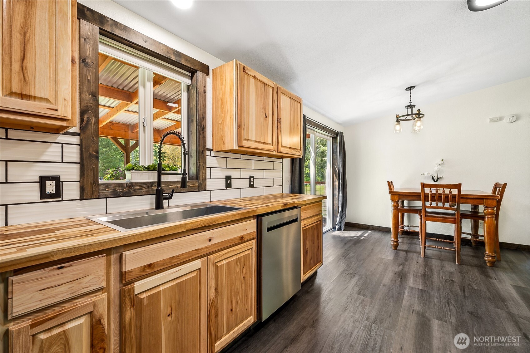 104 Ridge View Drive Randle, WA 98377 - Photo 6 of 33 Gallery Image 6