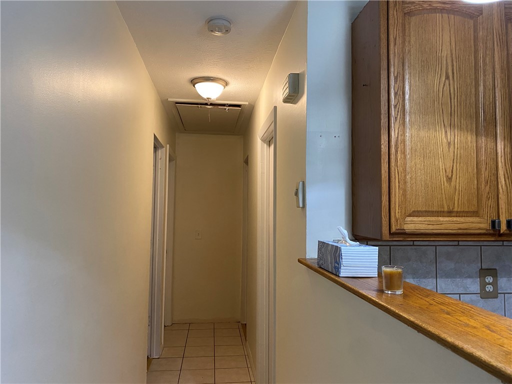 37 Skagerrak Road Charlestown, RI 02813 - Photo 17 of 28 hallway