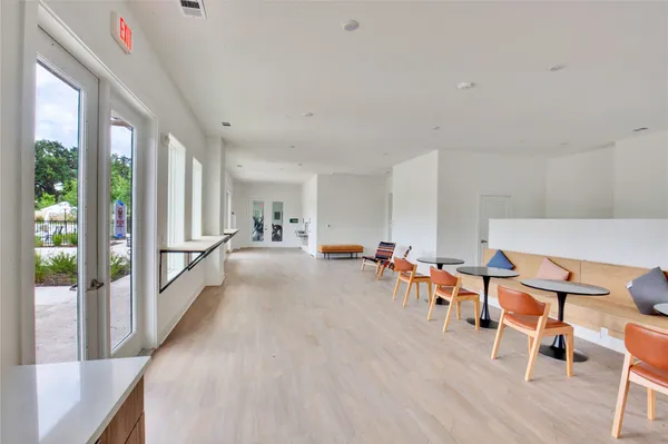 $1,850 | 4802 South Congress Avenue, Unit 407, Austin, TX 78745