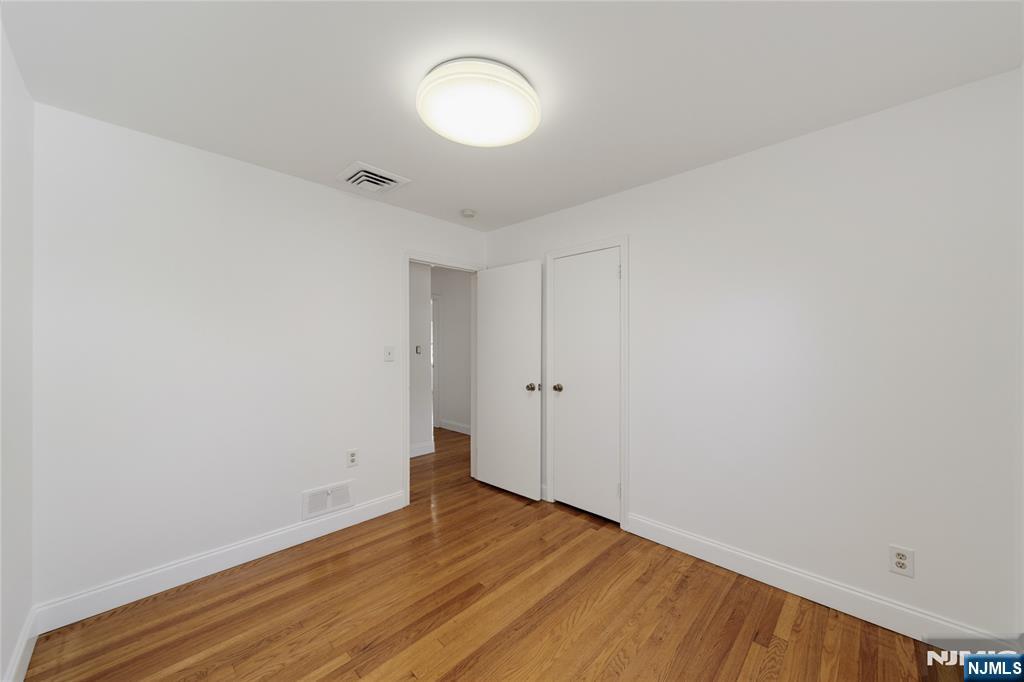 495 Bluff Road Fort Lee, NJ 07024 - Photo 23 of 37 Gallery Image 23