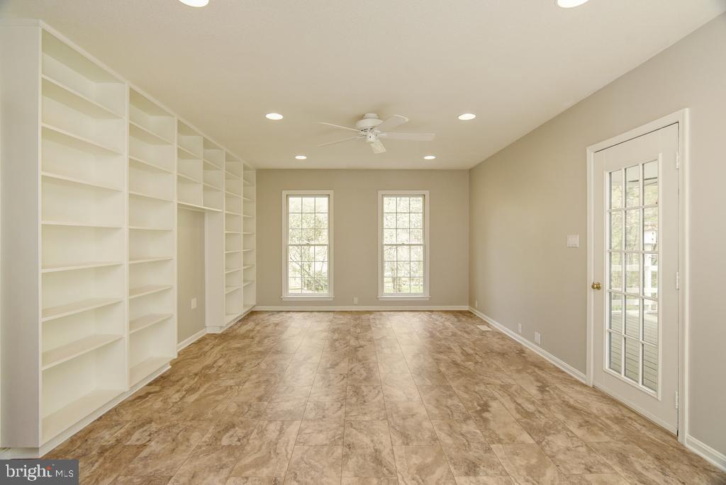 217 Saylers Creek Road Locust Grove, VA 22508 - Photo 18 of 37 Family room