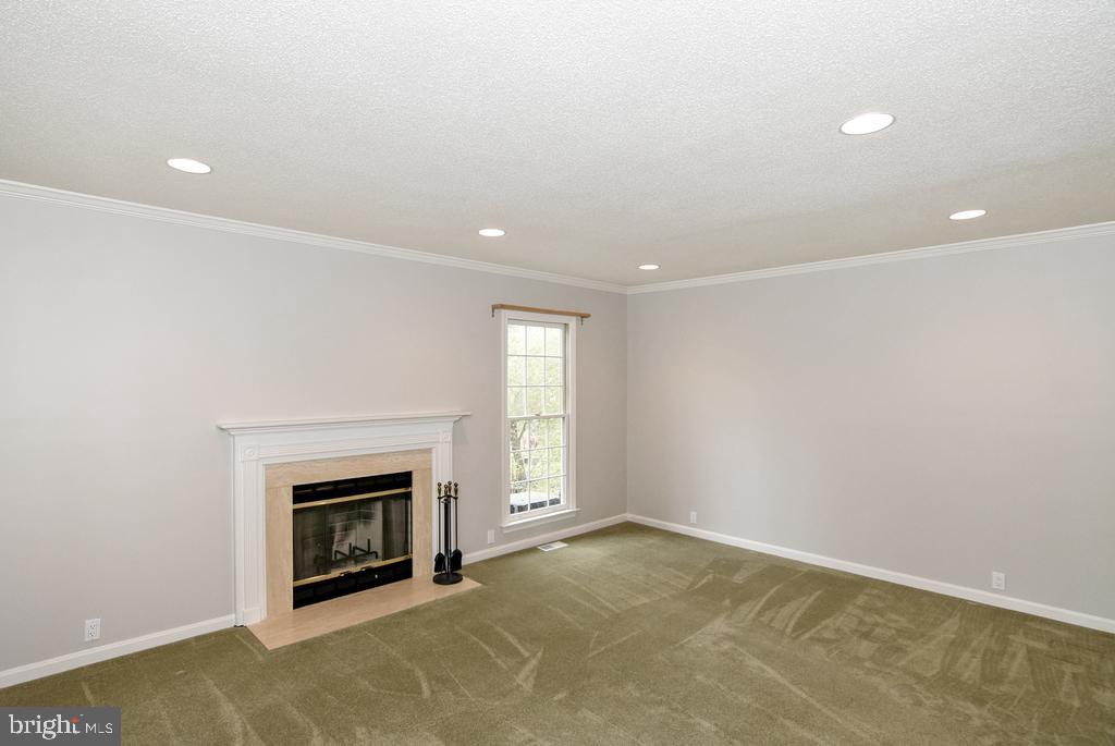 217 Saylers Creek Road Locust Grove, VA 22508 - Photo 10 of 37 Formal Living