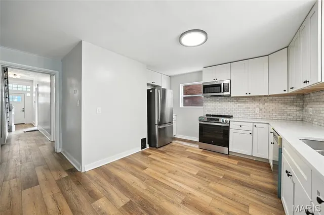 $1,700 | 4550 Enright Avenue, St. Louis, MO 63108