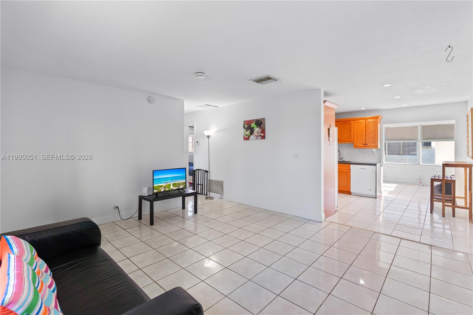 6802 Northwest 58th Court Tamarac, FL 33321 - Photo 5 of 23