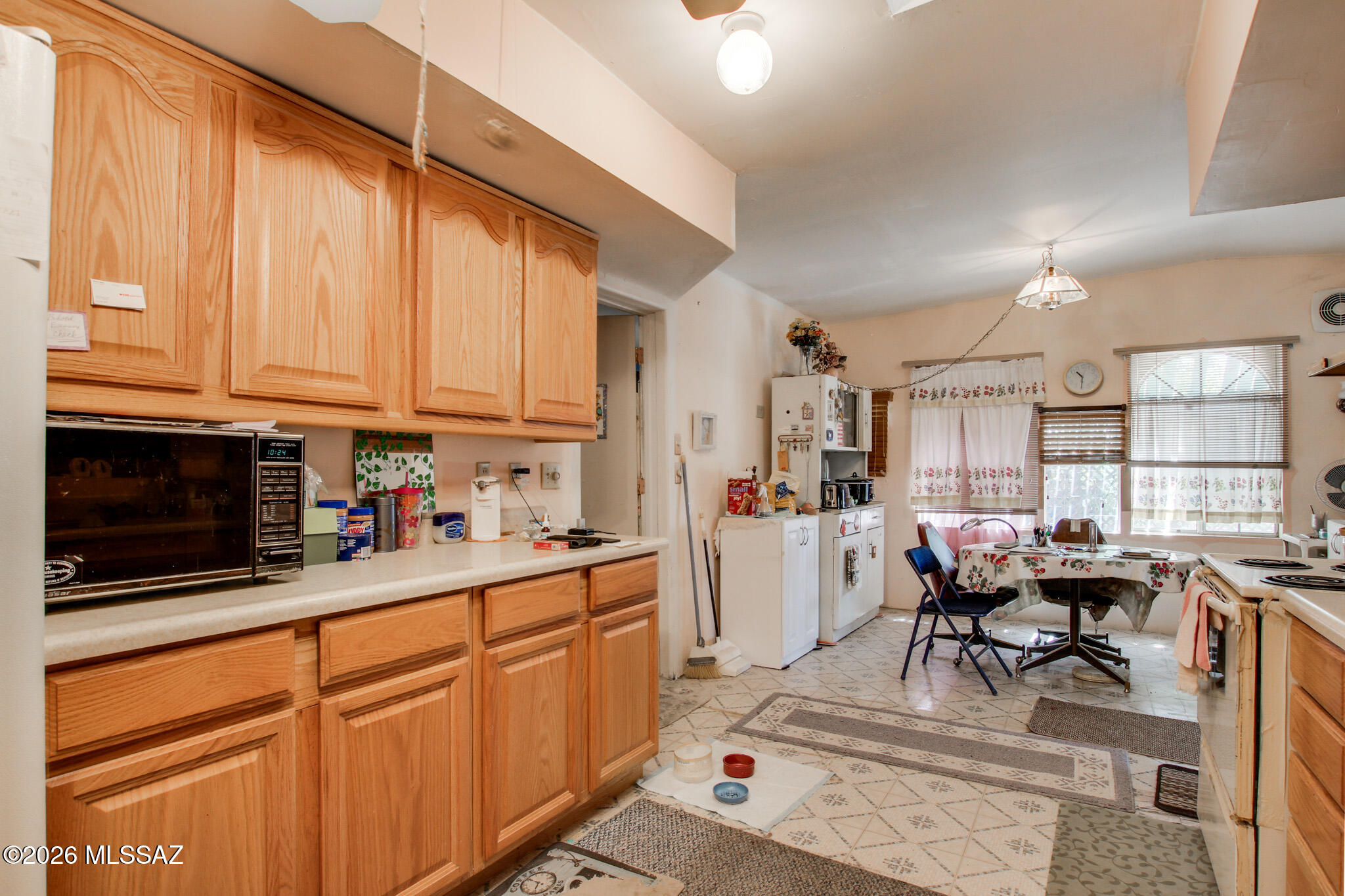 2852 West Milton Road Tucson, AZ 85746 - Photo 4 of 47