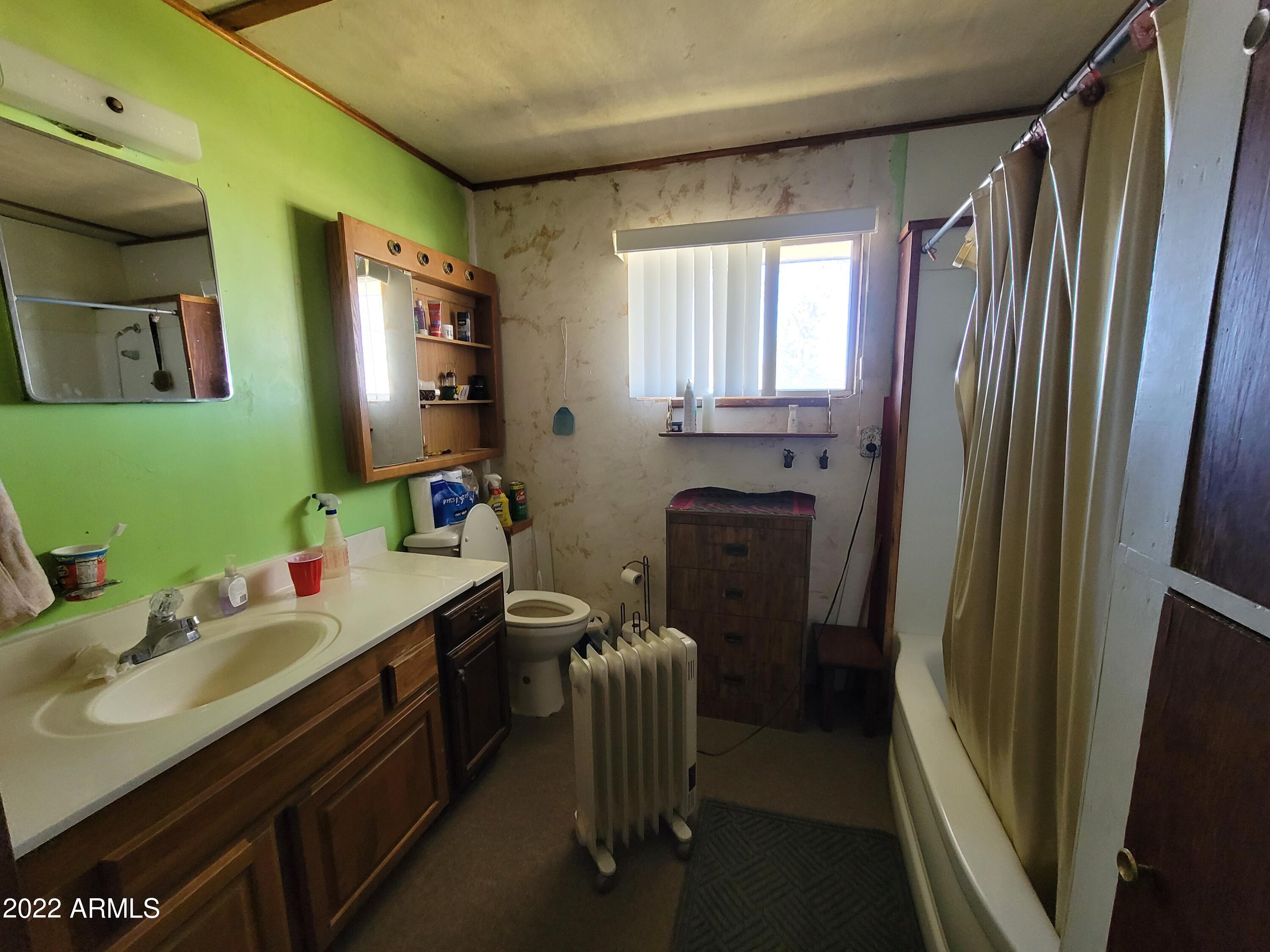 731 North Taylor Road Willcox, AZ 85643 - Photo 21 of 36 20221121_112122