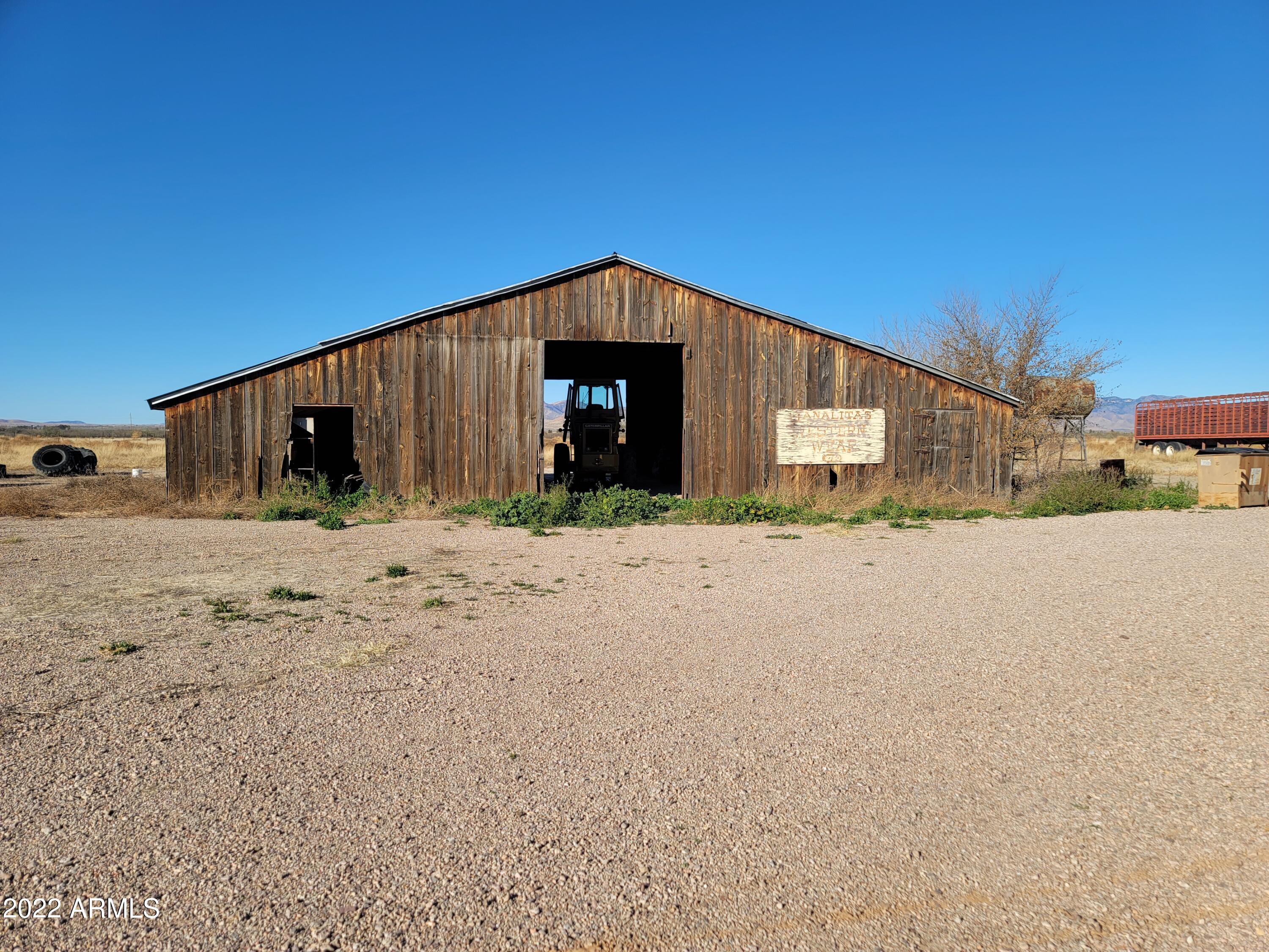 731 North Taylor Road Willcox, AZ 85643 - Photo 30 of 36 20221129_091906