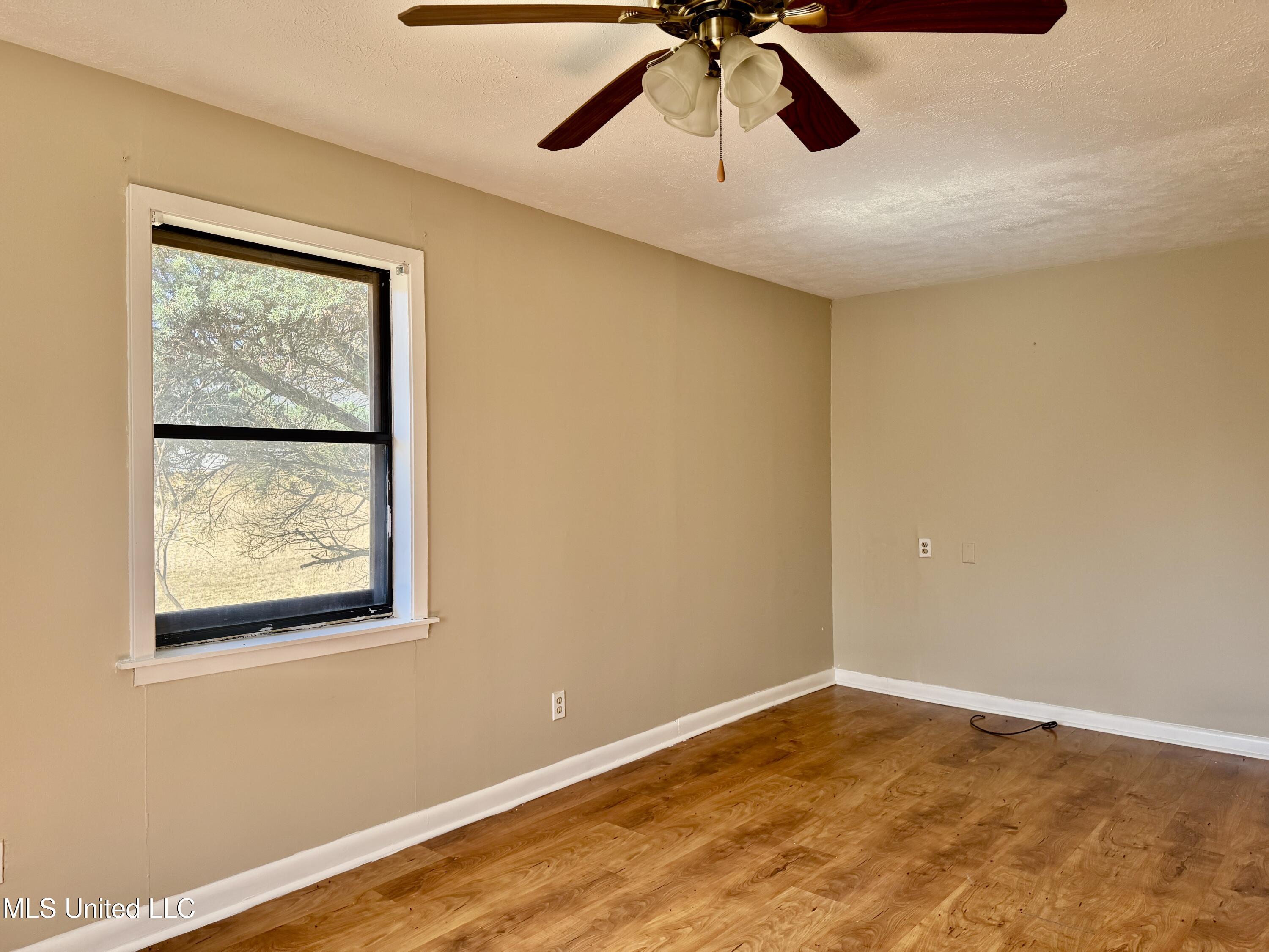 22 Longmire Road Natchez, MS 39120 - Photo 16 of 19 IMG_8122