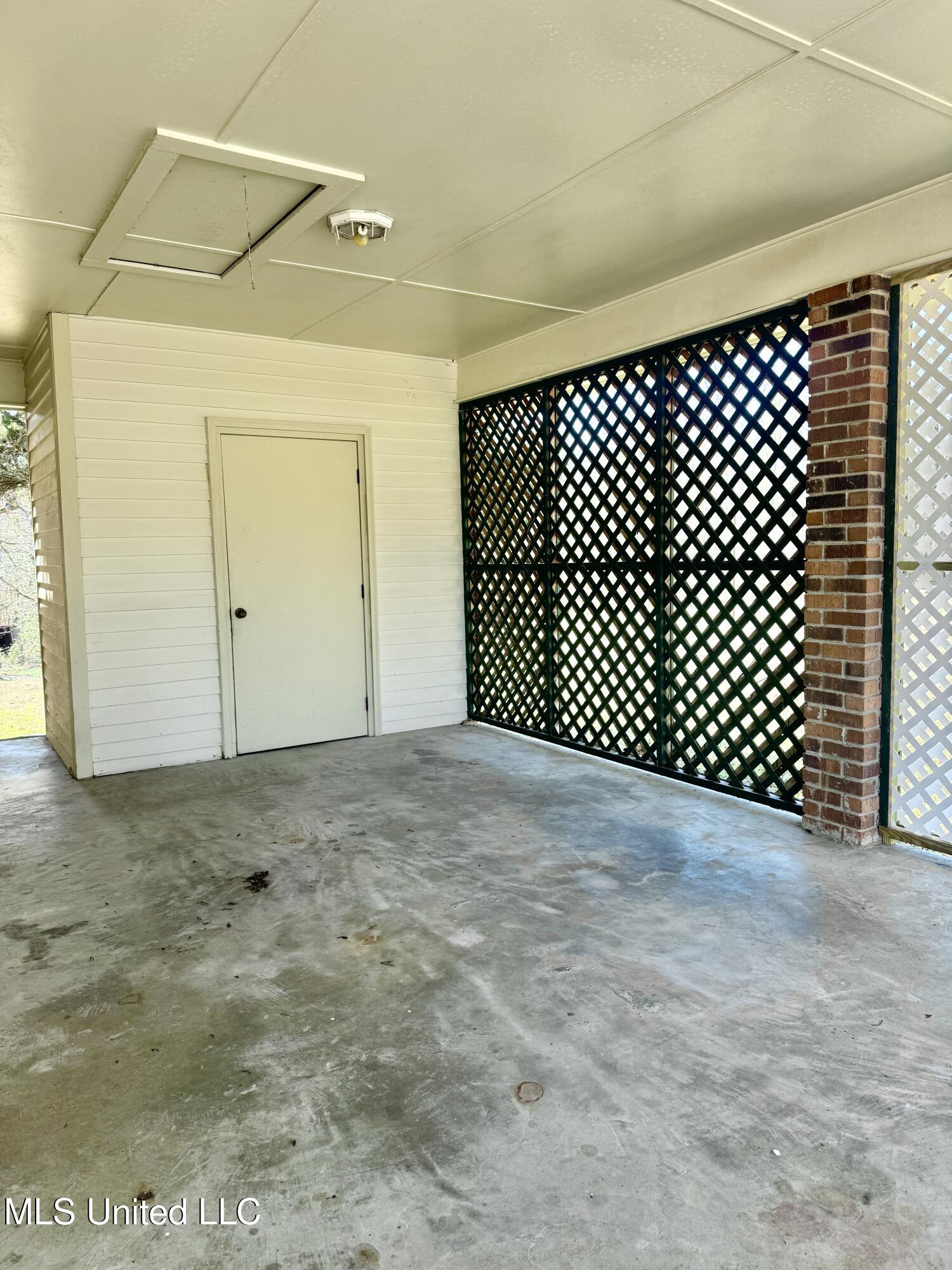 22 Longmire Road Natchez, MS 39120 - Photo 4 of 19 IMG_8111