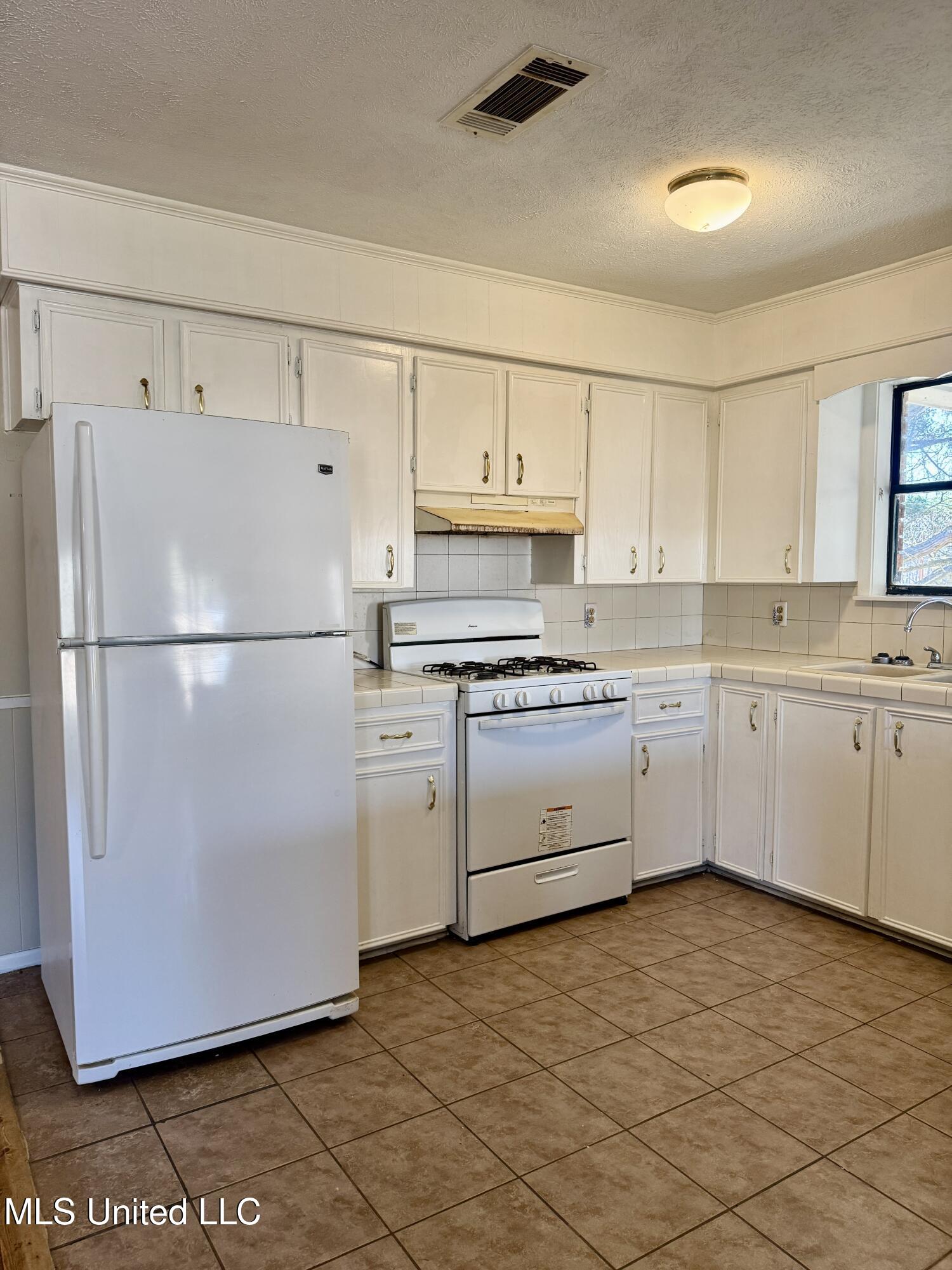 22 Longmire Road Natchez, MS 39120 - Photo 8 of 19 IMG_8118