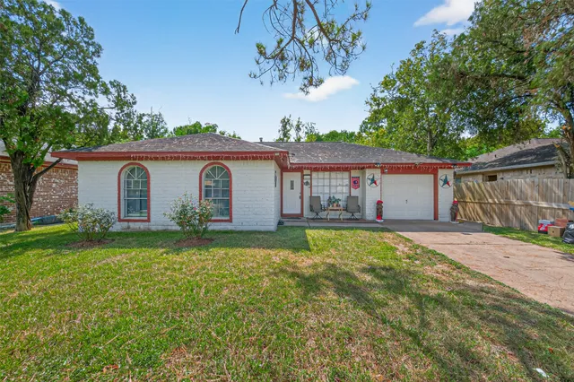 $210,000 | 530 Branding Iron Lane, Houston, TX 77060