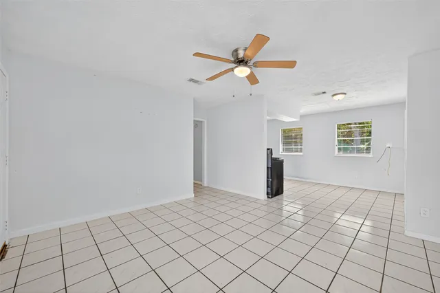 $210,000 | 530 Branding Iron Lane, Houston, TX 77060