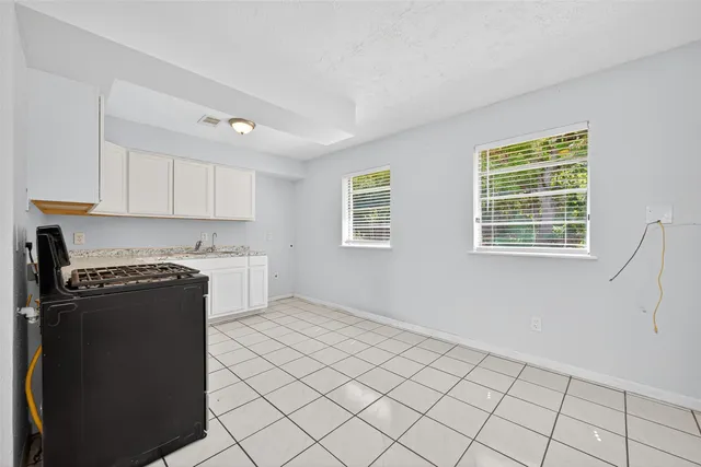 $210,000 | 530 Branding Iron Lane, Houston, TX 77060