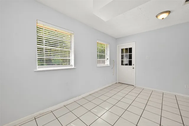 $210,000 | 530 Branding Iron Lane, Houston, TX 77060