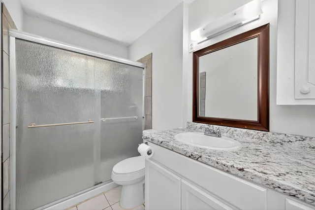 $210,000 | 530 Branding Iron Lane, Houston, TX 77060