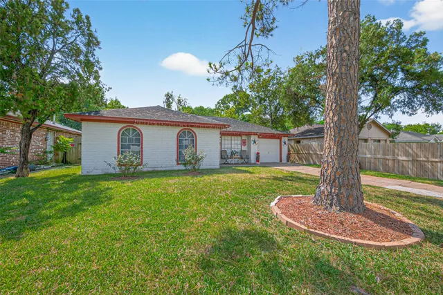 $210,000 | 530 Branding Iron Lane, Houston, TX 77060