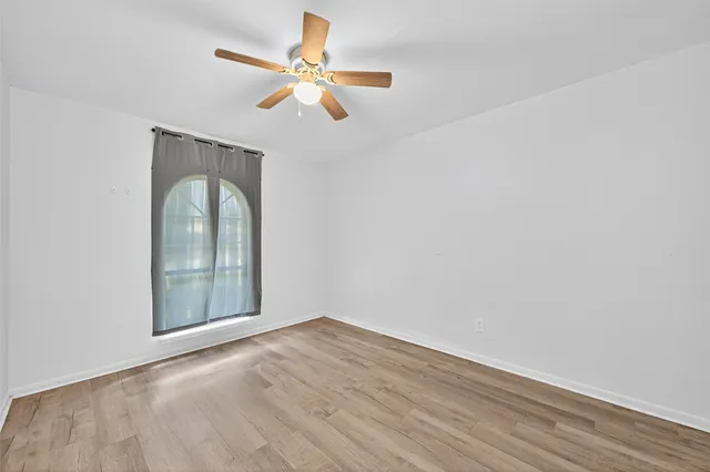 $210,000 | 530 Branding Iron Lane, Houston, TX 77060