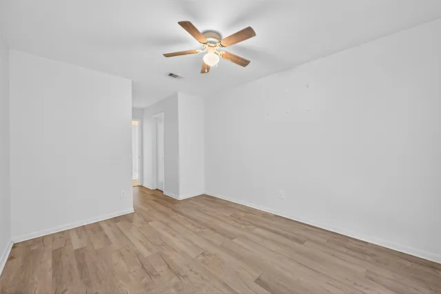 $210,000 | 530 Branding Iron Lane, Houston, TX 77060