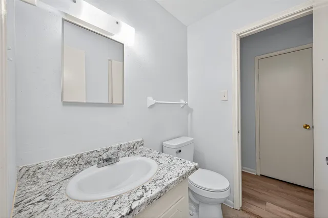 $210,000 | 530 Branding Iron Lane, Houston, TX 77060