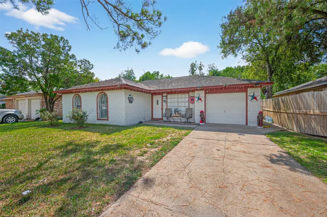 $210,000 | 530 Branding Iron Lane, Houston, TX 77060