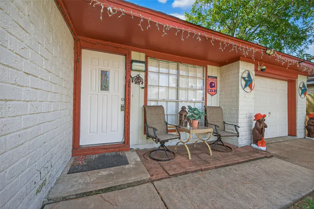 $210,000 | 530 Branding Iron Lane, Houston, TX 77060