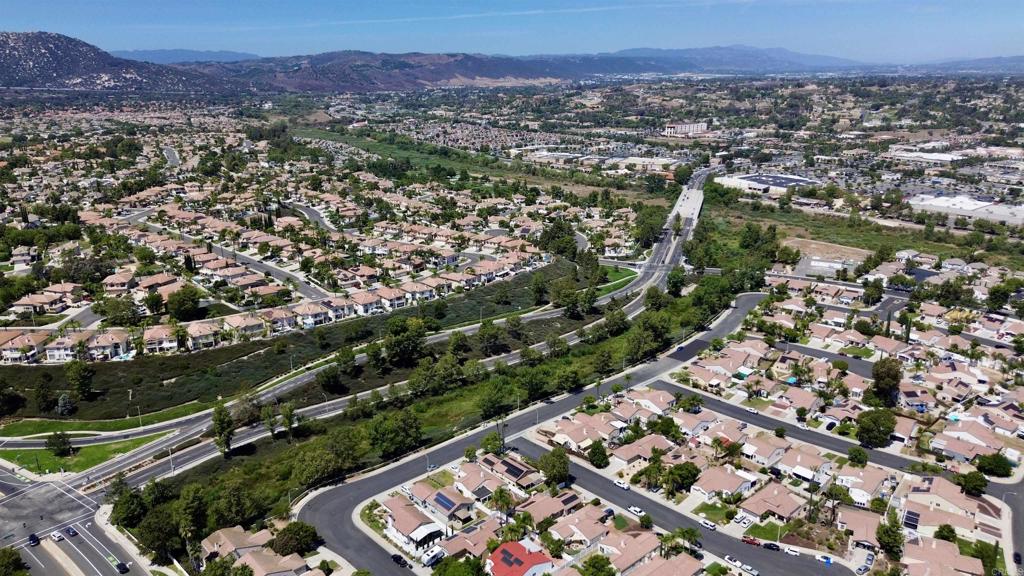 32467 Cervin Circle Temecula, CA 92592 - Photo 31 of 36 an aerial view of a city