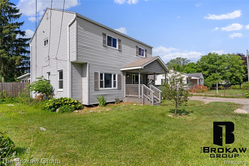 7087 Lapeer Road Davison, MI 48423 - Photo 5 of 37