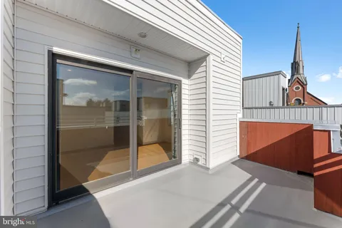 $610,000 | 333 Green Street, Unit 7, Philadelphia, PA 19123