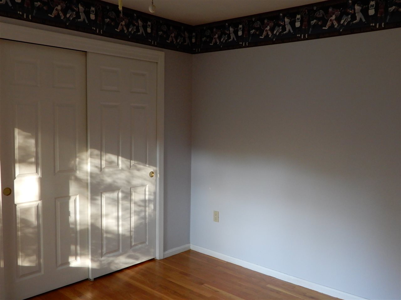 8 Country Village Road Windham, NH 03087 - Photo 12 of 18