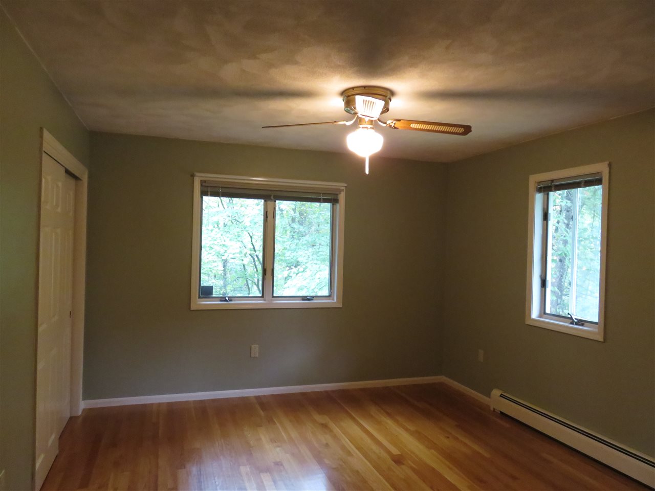 8 Country Village Road Windham, NH 03087 - Photo 14 of 18