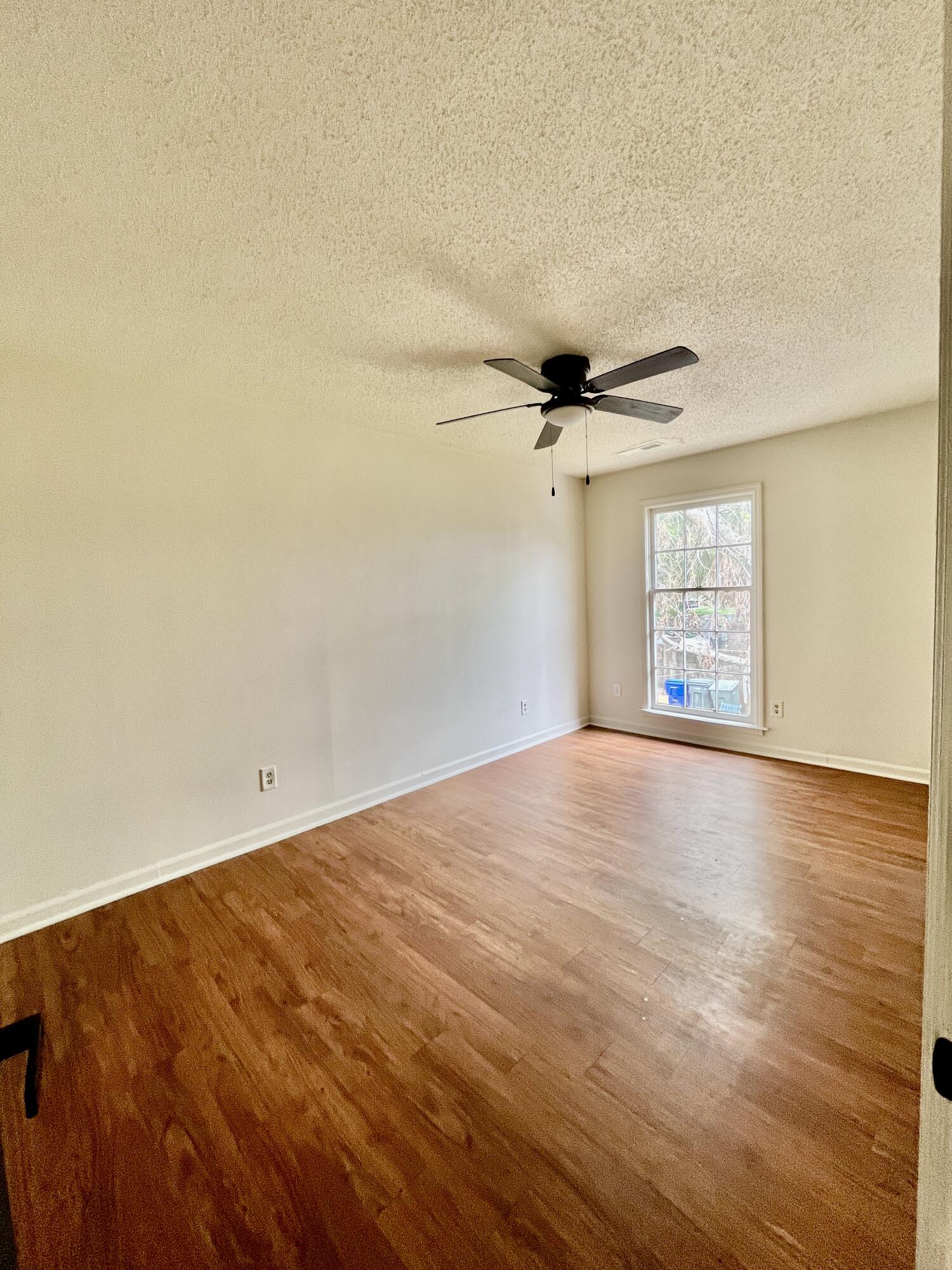10 Blake Street Charleston, SC 29403 - Photo 15 of 19 15) 69460-69cbe3d6e8beb