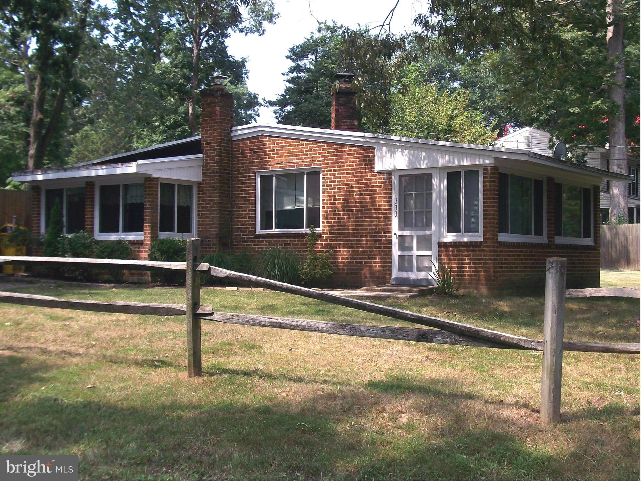 Exterior (Front)