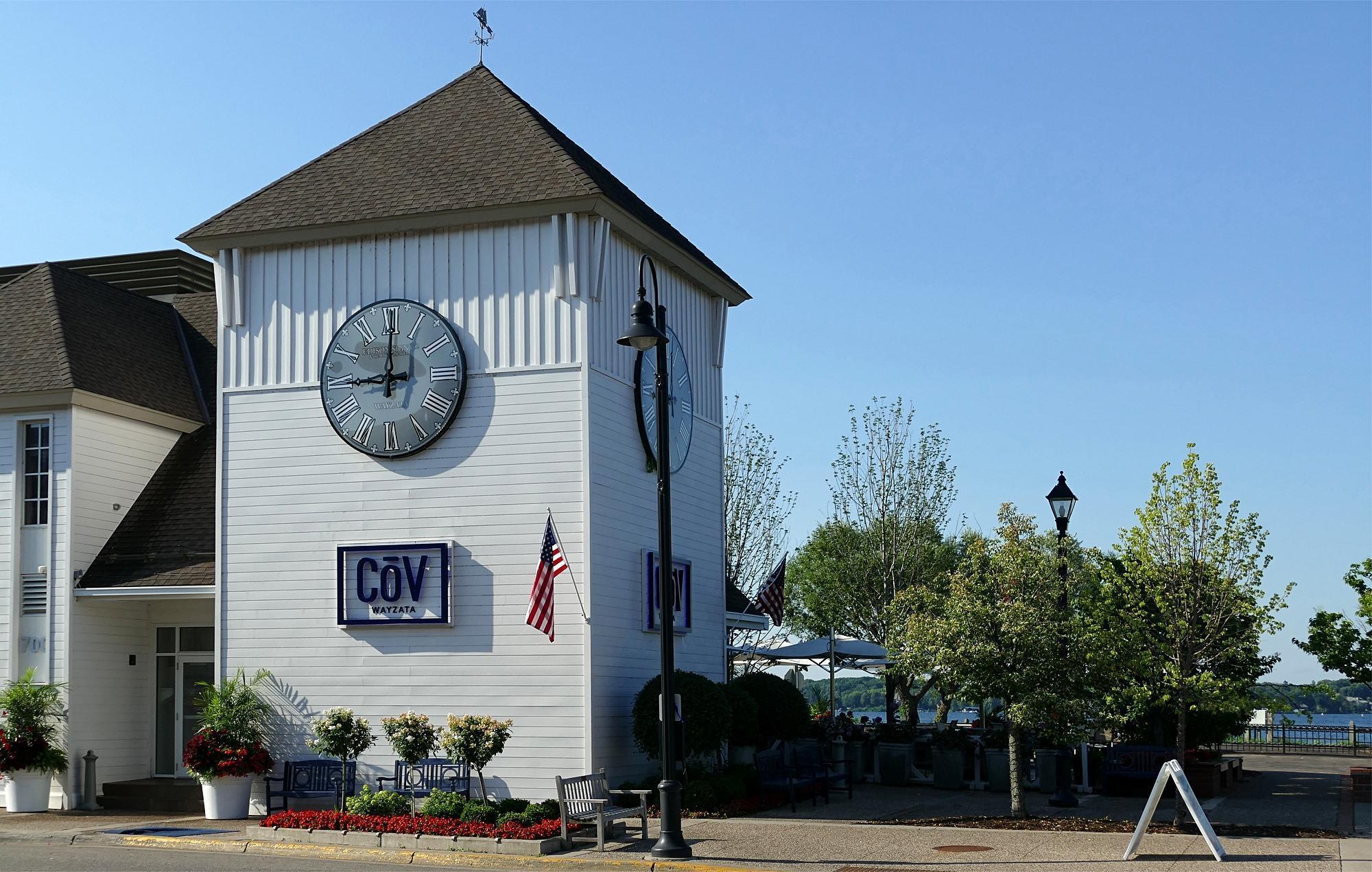 148 Ridgeview Lane Wayzata, MN 55391 - Photo 13 of 19