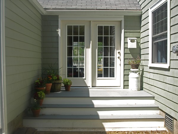 4 Millbrook Road Beverly, MA 01915 - Photo 3 of 30