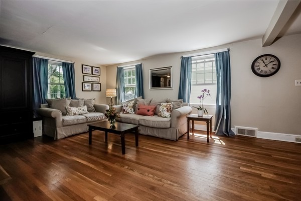 4 Millbrook Road Beverly, MA 01915 - Photo 5 of 30