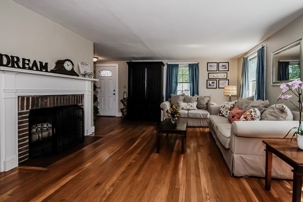 4 Millbrook Road Beverly, MA 01915 - Photo 6 of 30