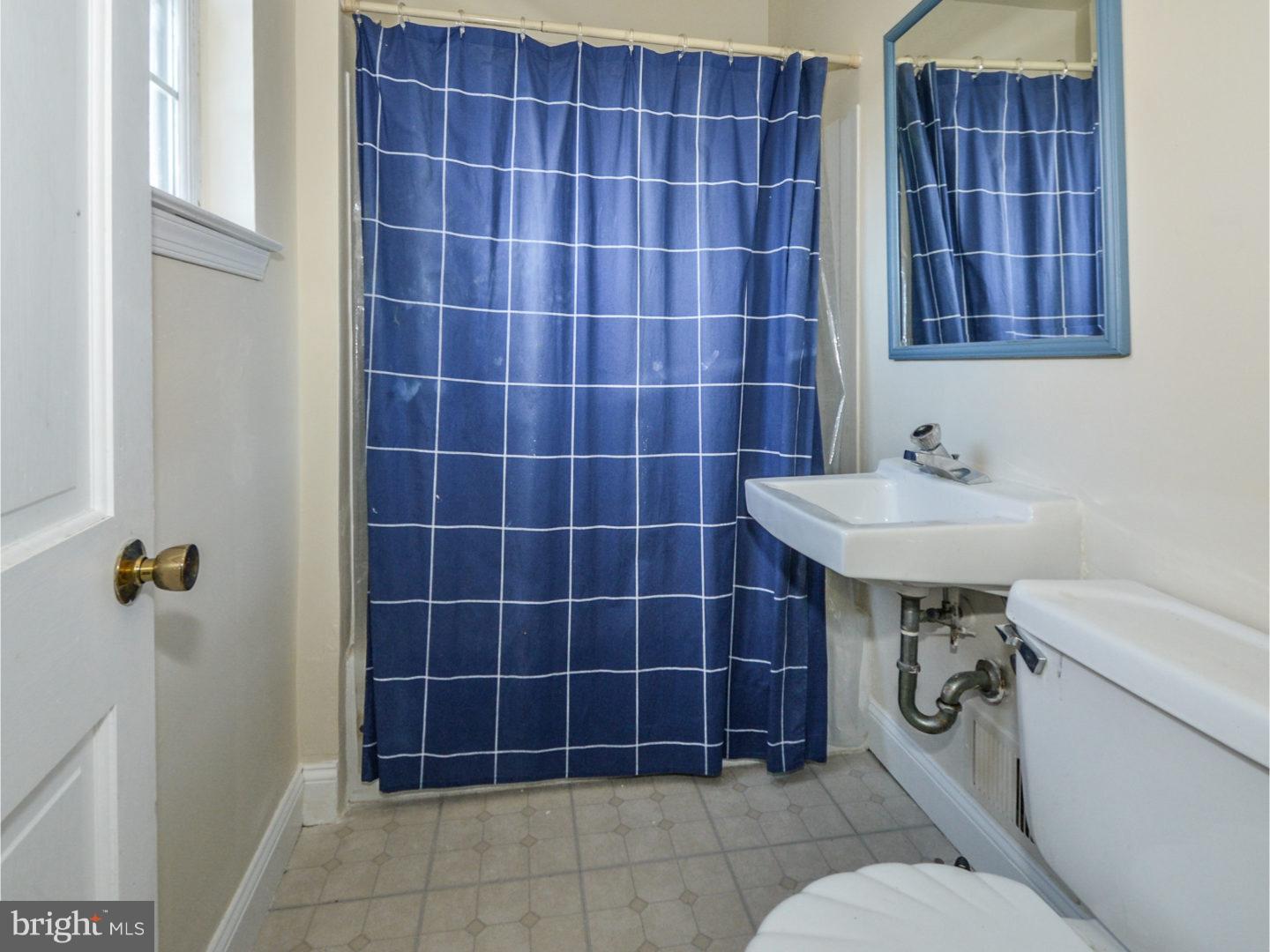2069 Fort Bevon Road Harleysville, PA 19438 - Photo 11 of 18 Bathroom