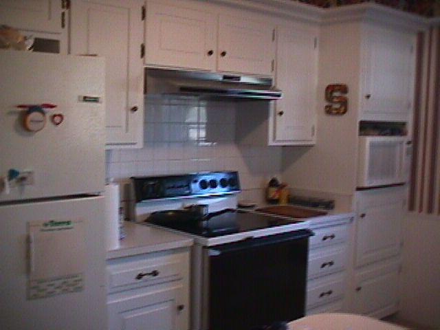 109 Rimrock Trail Amarillo, TX 79108 - Photo 4 of 11 Kitchen