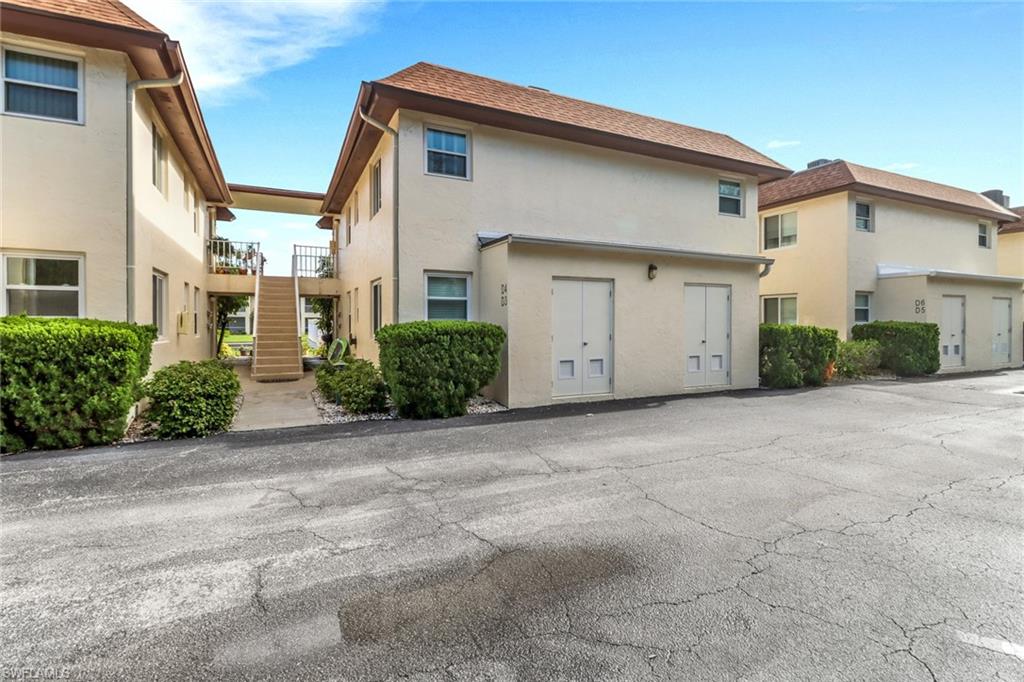 1155 Sandpiper Street, Unit D4 Naples, FL 34102 - Photo 25 of 39