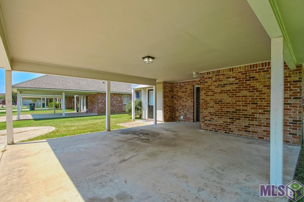 1352 Harwich Drive Baton Rouge, LA 70820 - Photo 26 of 34