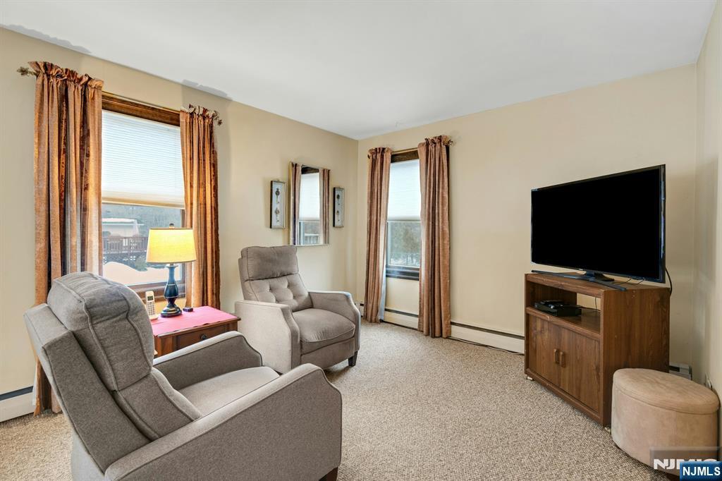 48 Deerfield Road Wayne, NJ 07470 - Photo 12 of 31