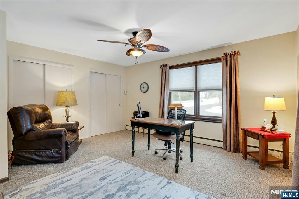 48 Deerfield Road Wayne, NJ 07470 - Photo 13 of 31