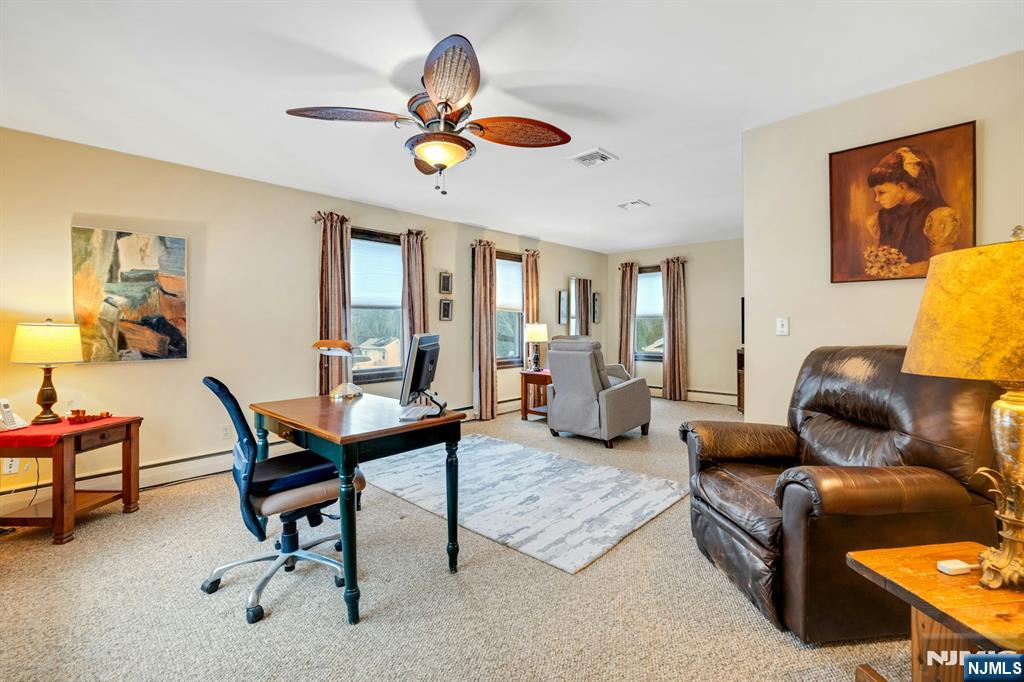 48 Deerfield Road Wayne, NJ 07470 - Photo 14 of 31