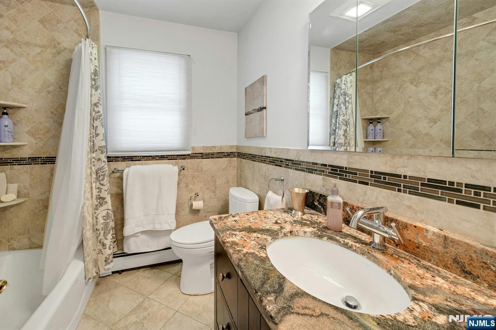 48 Deerfield Road Wayne, NJ 07470 - Photo 17 of 31