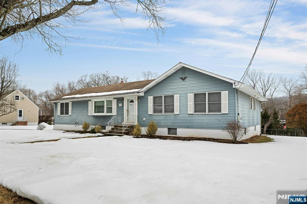 48 Deerfield Road Wayne, NJ 07470 - Photo 2 of 31